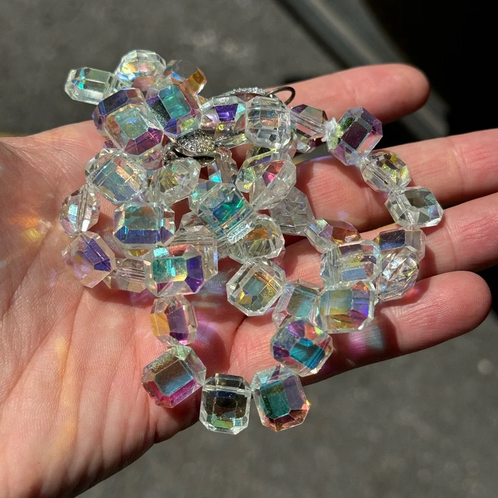 Stunning Aurora Borealis style necklace